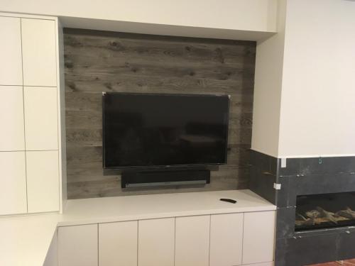 TV Wall Mounting with Soundbar Installation